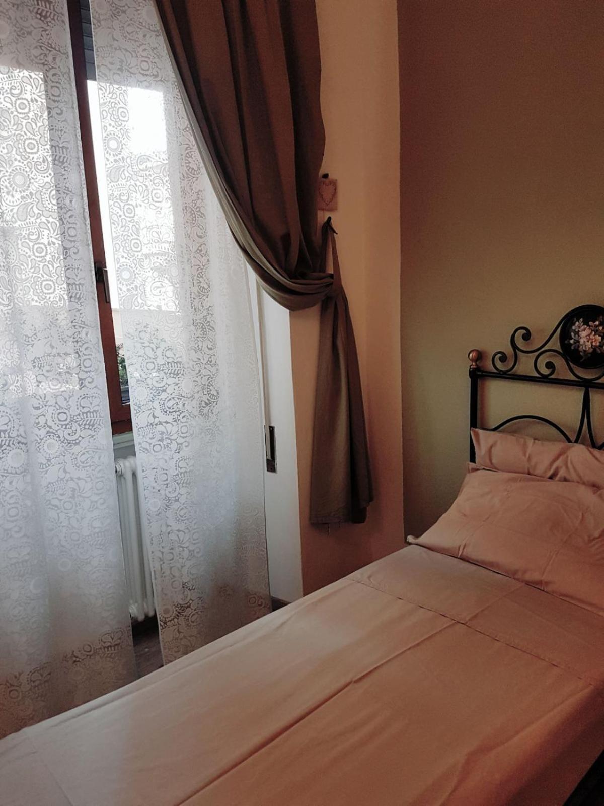 Il Moscondoro Di Mz Bolonya Oda fotoğraf